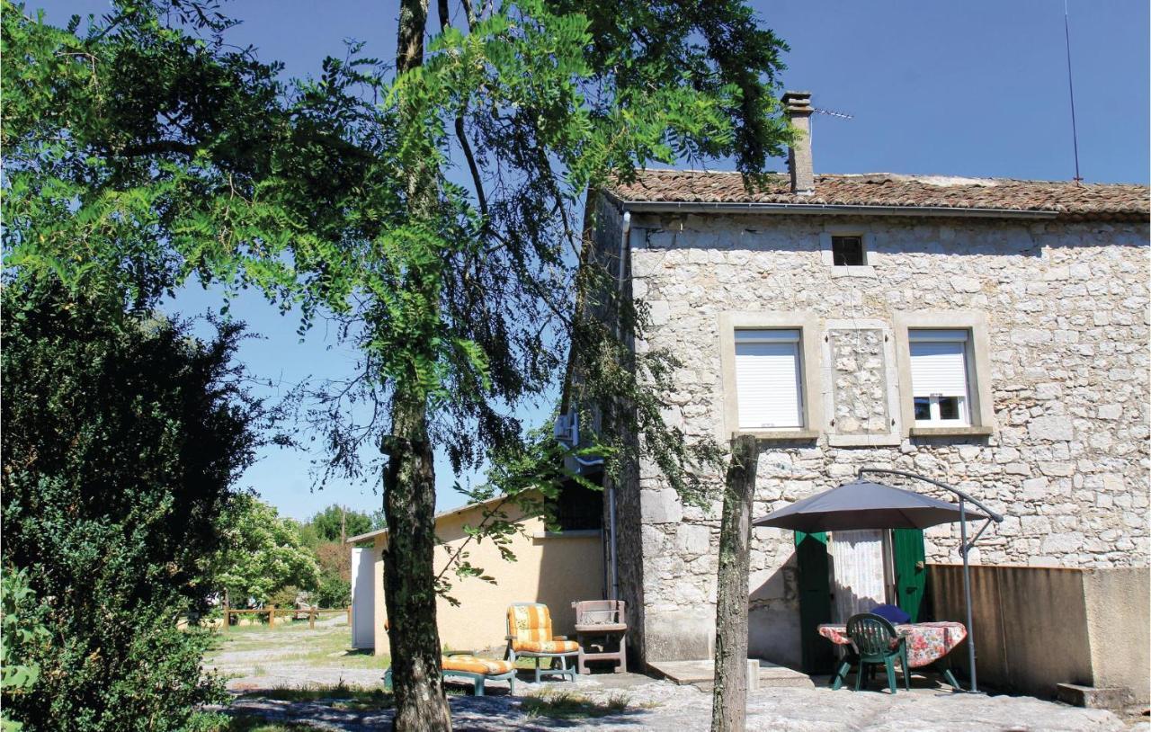 1 Bedroom Nice Apartment In La Beaume Labeaume Exterior foto